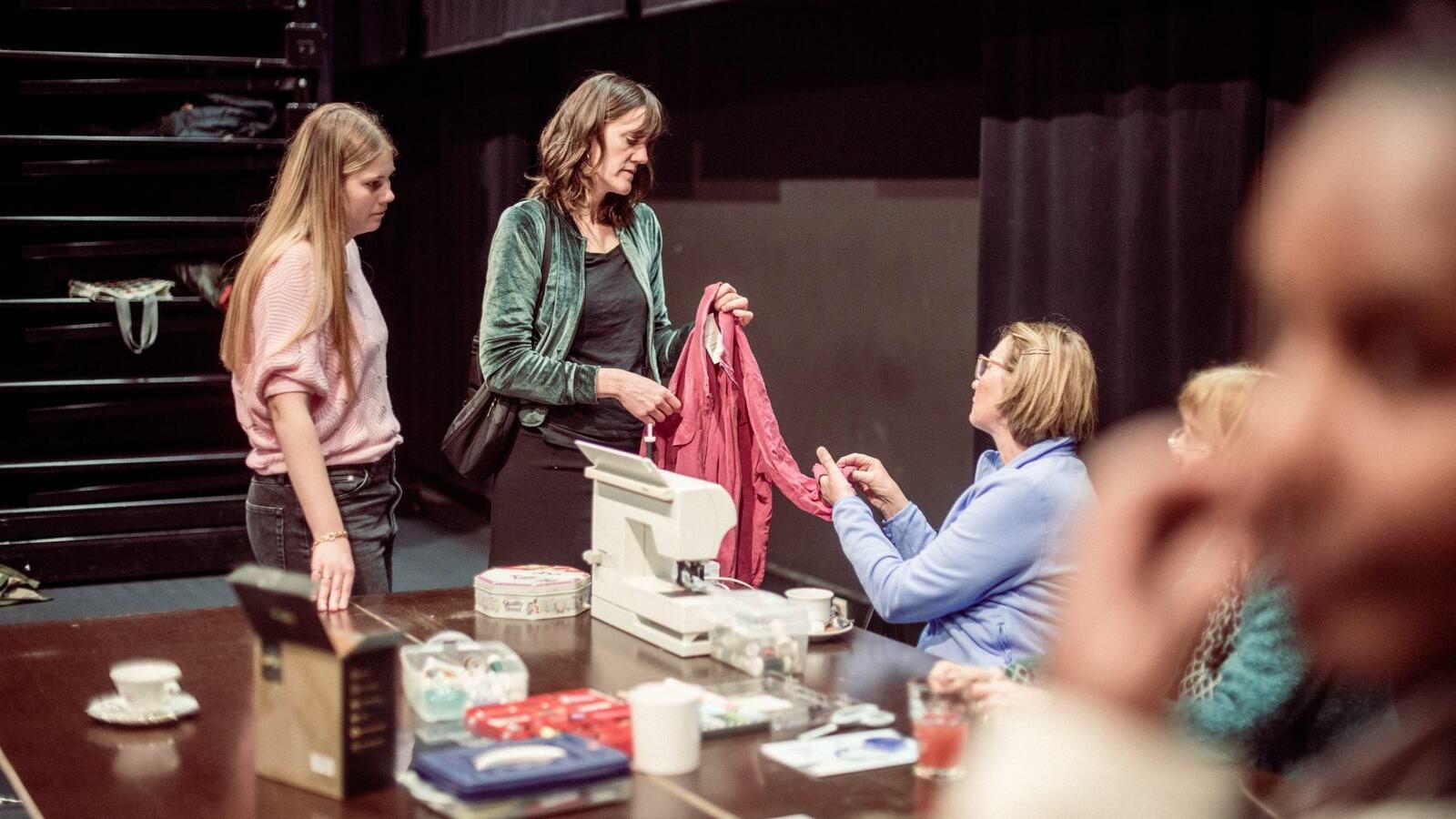 STUDIO STIK: Repair Café Textiel