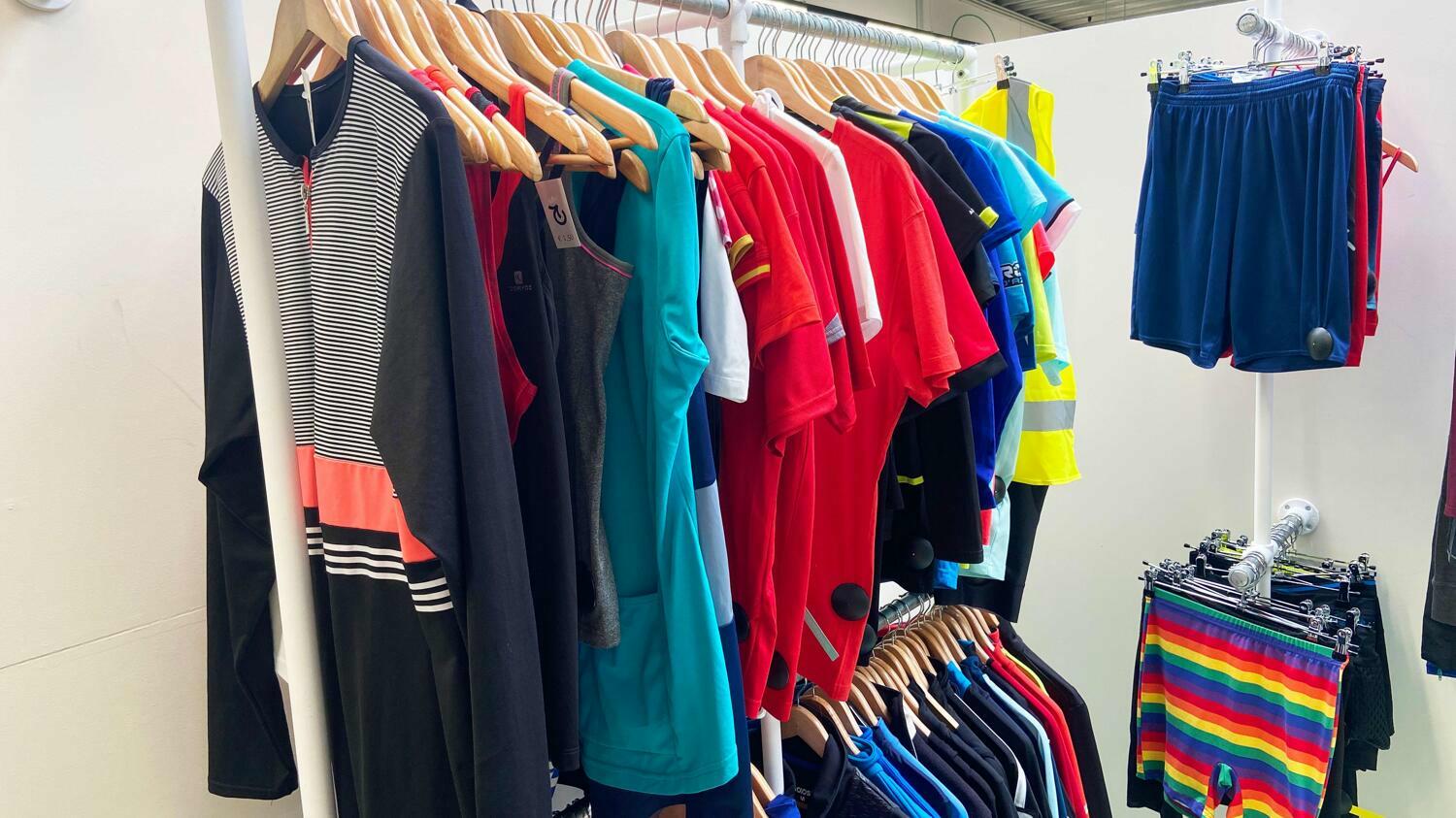 Sport voor iedereen – Kringwinkel start verkoop tweedehands sportkledij