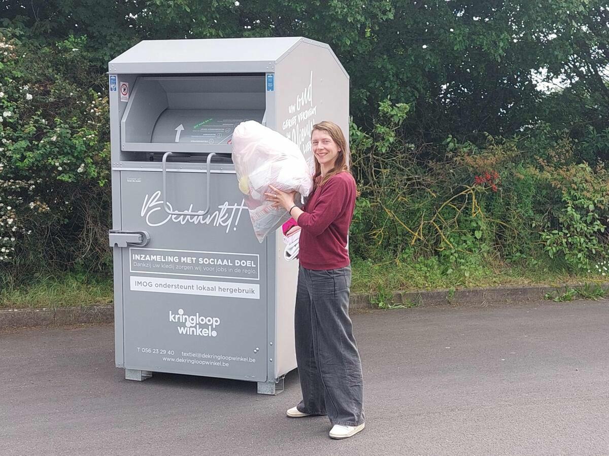 Textielcontainer Outrijve