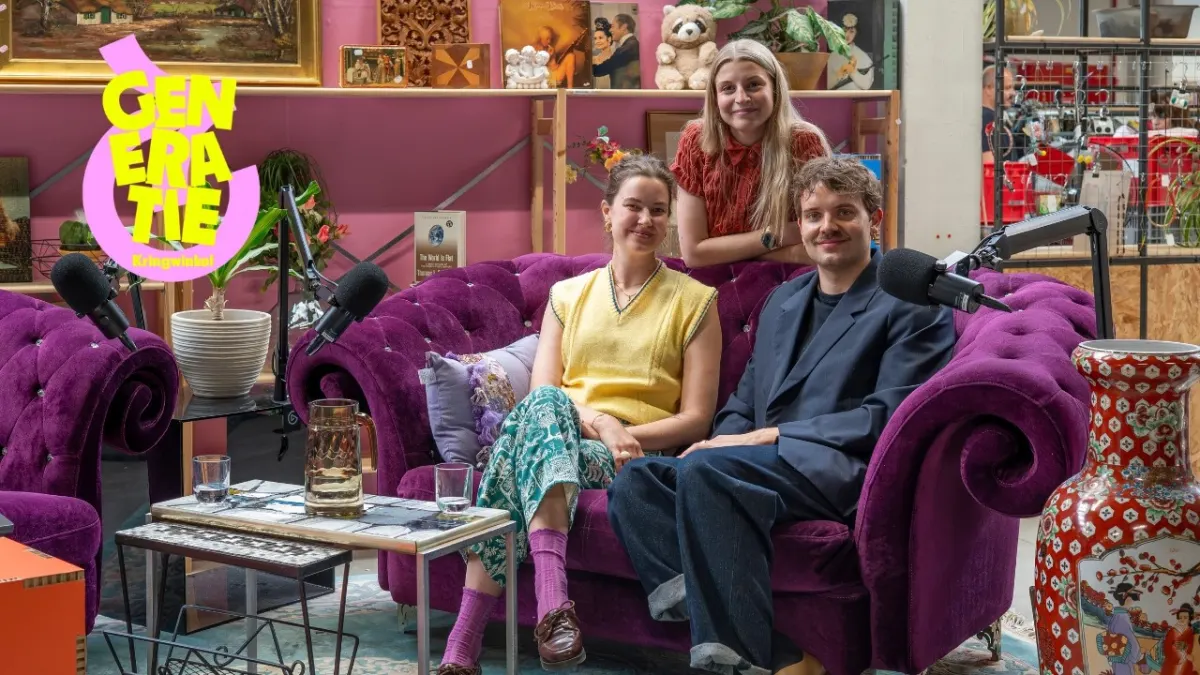 De gasten van aflevering 3 op de set van Generatie Kringwinkel.