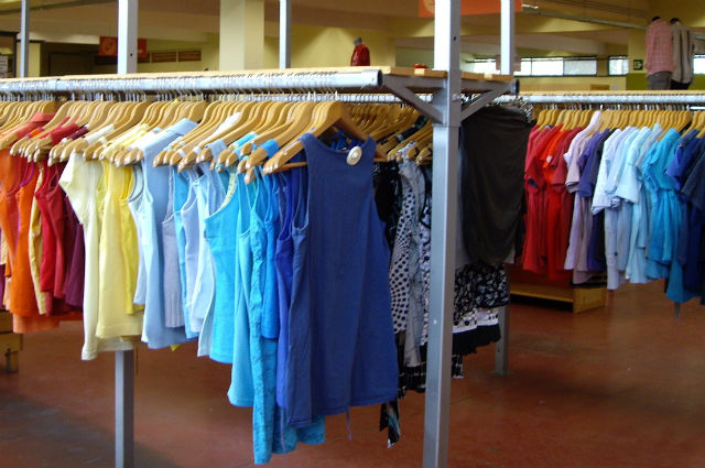 textiel kleding sortering sorteercentrum Turnhout